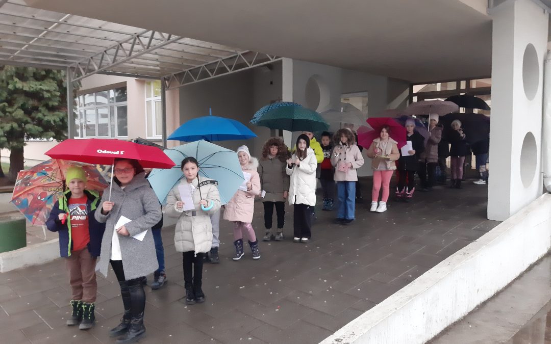 Ученици трећег разреда послали писма Дједа Мразу